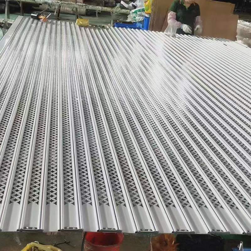 أبواب مصراع المرآب خفيفة الوزن